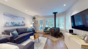 2BR Renovated Townhouse in Benchlands by Harmony Whistler